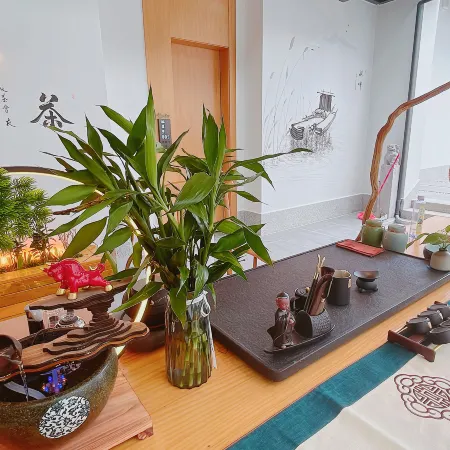 Fuyang Qijiang Bieyuan High-end Homestay (Raozhou Ancient Town Branch)
