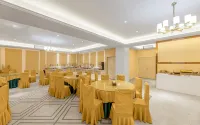 Vienna Hotel (Zhenxiong Street Xinhuayuan Branch) - Park Yeri