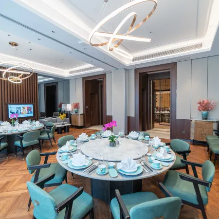 Fangda Jiugang Hotel (Jiujiang Hukou High-Speed Railway Station)