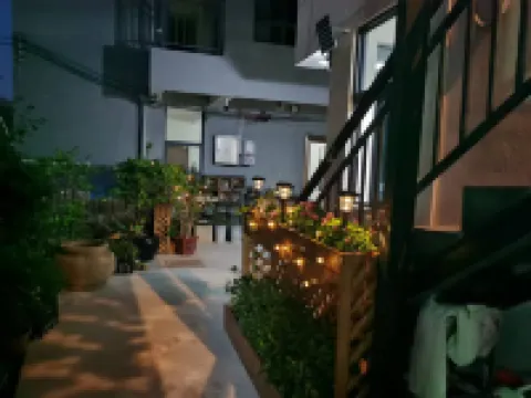 海閲民宿 鄰近尾角灣的酒店