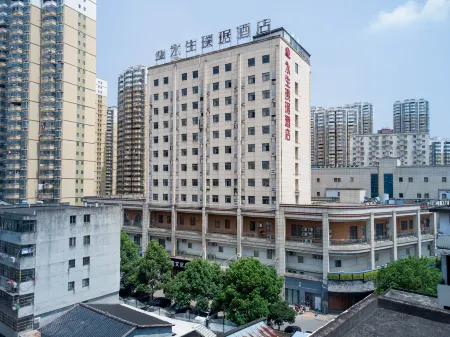 The Posh Hotel Отели рядом с достопримечательностью «Zhengjue Ancient Temple»