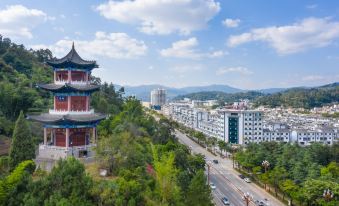 Fengqing Silipu Hotel