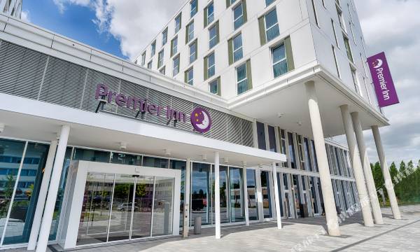 Premier Inn Wolfsburg City Centre hotel