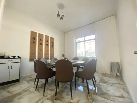 Niubei Mountain Yanjia Отели рядом с достопримечательностью «Niubei Mountain»