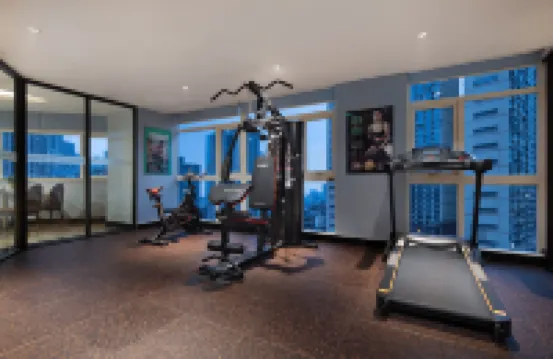 長沙世紀鉑郡酒店（五一廣場湘雅附二地鐵站店）