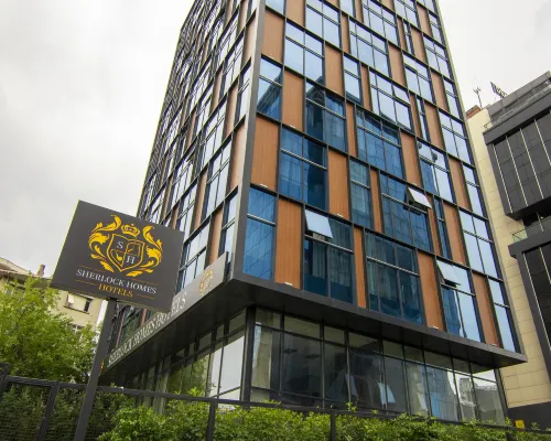 شيرلوك هومز هوتلز Hotels near جادة بغداد