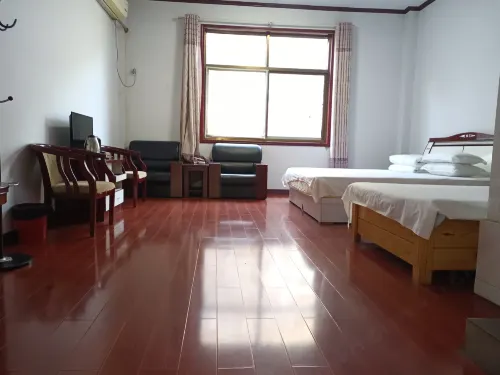 Wu'an Fugui Restaurant Inn