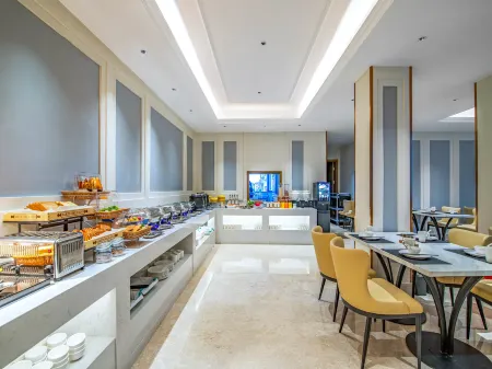 Vienna Hotel (Fuzhou Le'an Sijiu Square Branch)