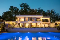 Dragon Palace Retreat Homestay - 5-Star