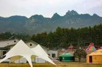 Qiuyun·Xianjianshan Holiday Manor