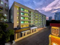 萬悦麗庭酒店（廣西區人民醫院南湖公園店） 鄰近民族文物苑的酒店