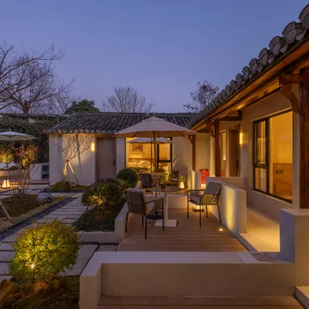 Hongcun Buji Courtyard Homestay