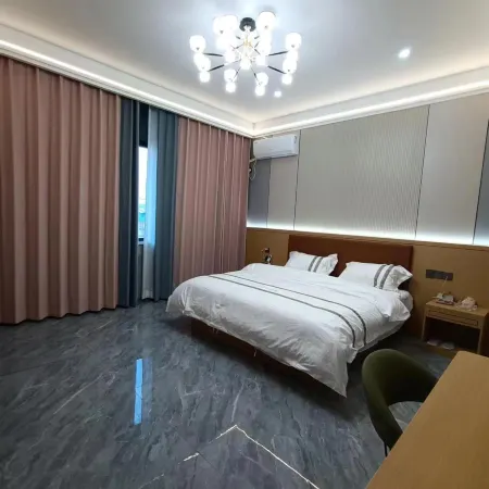 Ningling Wanjia Light Luxury Hotel