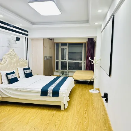Yanji Aiya Movie Viewing Apartment