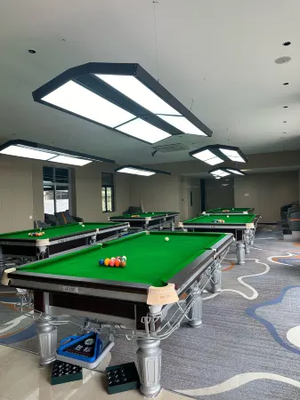 Jing Long Hotel Отели рядом с достопримечательностью «Baima'ao»