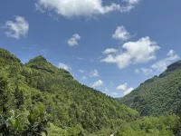 Lichuan Banshanyuan Homestay (Tenglong Cave Scenic Area) Отели в г. Личуань