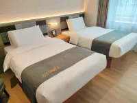 Homeinn Plus（Mishan Railway Station Dong'an Street Department Store） Hotels in Mishan