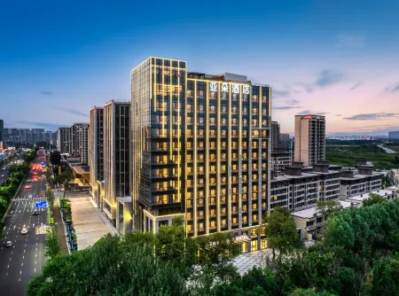 Shenyang Shenbei University Town Qixing Street Atour Hotel Отели рядом с достопримечательностью «Shenyang Institute of Engineering»