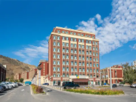 CHEERMAY Hotel (Altay Hualin Park) Hotels near Hualin Park