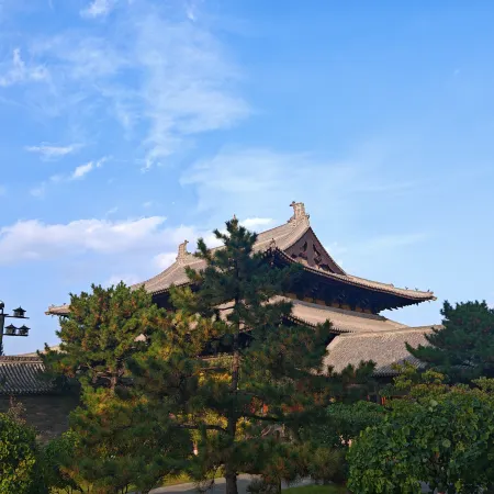 Ancient City · Xinyue Light Luxury Homestay (Datong Ancient City)