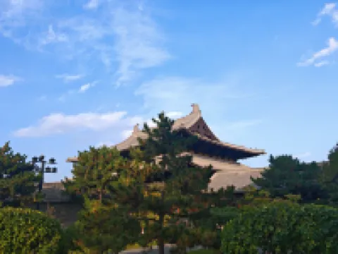 Ancient City · Xinyue Light Luxury Homestay (Datong Ancient City)