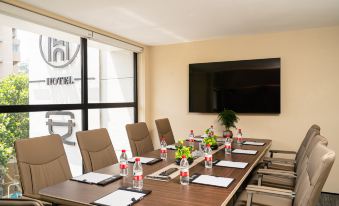 AnJing Hotel (Beijing West Railway Station Lize Business District Branch)