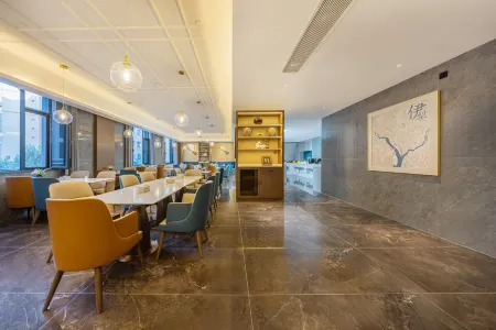 Licheng Hotel, Liuxing Street, Yining Shanghai City