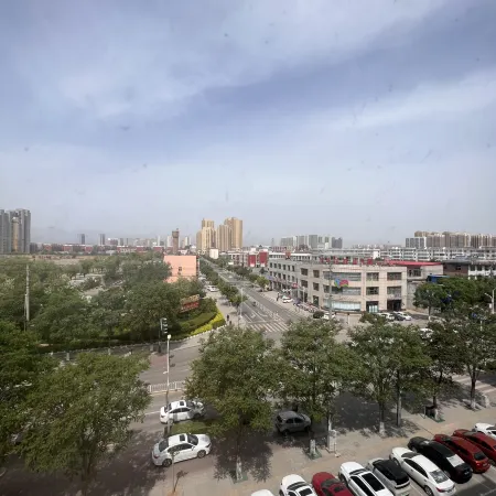 Yuanping Jiujiu Preferred Hotel