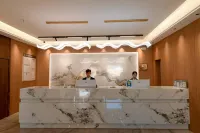 CITY SEASON HOLIDAY HOTEL