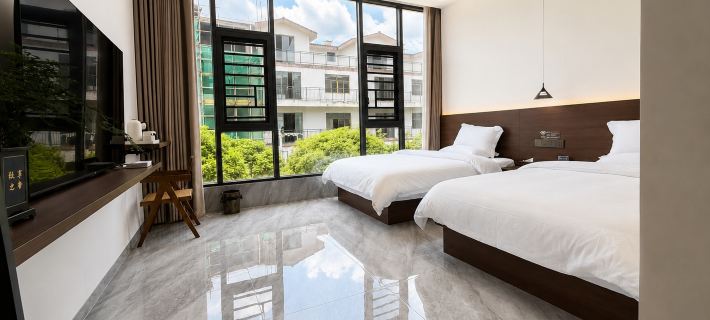 Wanfenglin Mingrong Homestay Hotels in Xingyi