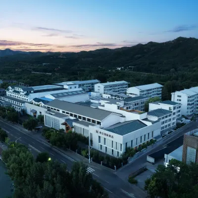 Grand Madison Chengde Summer Resort Hotels near Eight Outer Temples