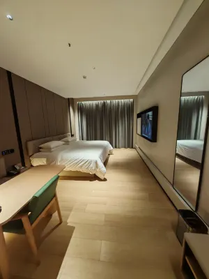 Zhangye Yujing International Hotel - 4-Star