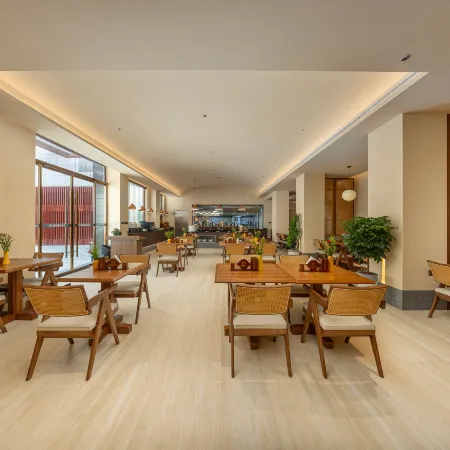 Yaduo Zhenpin Hotel (Nyingchi City Center)