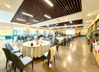 Qianglan Resort - parking