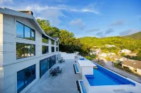 Putuo Mountain Qiyingyue · Zijin Xing She Swimming and Vacation Stay (Puji Temple Branch) - Kolam Renang