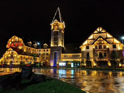 Starway Hotel (Changbai Mountain West Scenic Spot Visitor Center Branch)