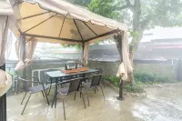 Yinju Guesthouse Hotels near Lushan Donglin Canyon