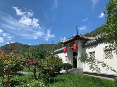 Zhashui Horse House Guesthouse Hotel in zona Zhashui Yuntaishan Scenery Spot
