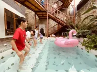 Huangyao Ancient Town Huali Huawai Boutique Hotel - Swimmingpools