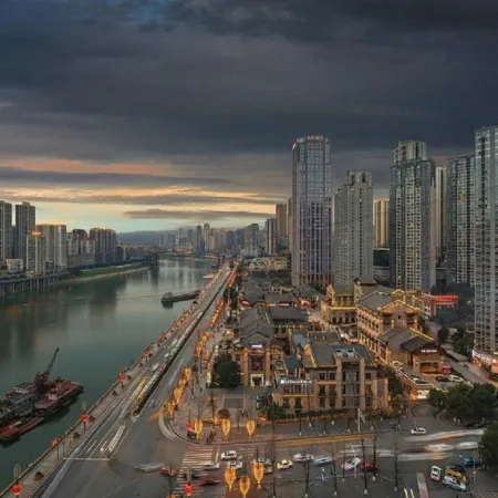 Shanqi Houshe High-altitude Riverview Hotel (Chongqing Beibin Road Yujia Wharf)