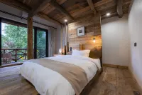Chongqing Xianggen Cottage (Jindaoxia Resort)