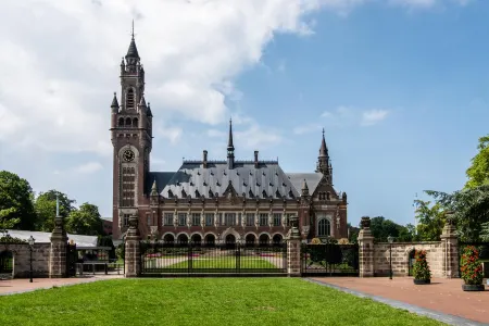 Yays the Hague Willemspark by Numa Отели рядом с достопримечательностью «The Hague University of Applied Sciences»