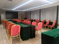 Yulin Polentino Hotel (Railway Station Branch) - parcheggio