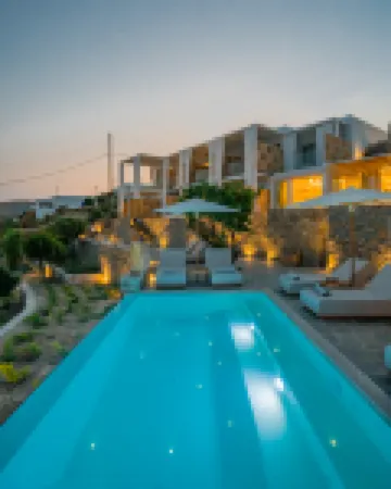 Canal Suites