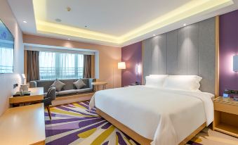 Lavande Hotel(Foshan Qiandeng Lake Pingzhou Jade Street Store)