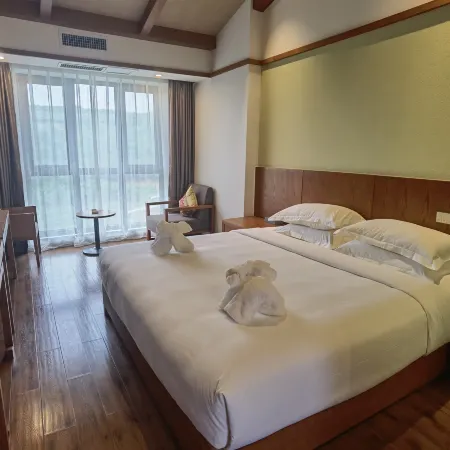 Chu Orange Manor