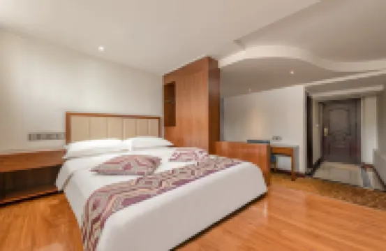 Shuiyuntian Hotel Hotels near Qingyun Fun