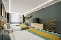 BK Shengsi International Hotel (Hailuogou Moxi Ancient Town)