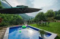 Yuye Xipan Holiday Parent-child Mountain Ye Suxi Meishu (Anji Shenxi Canyon Drifting Store) - Ocean View