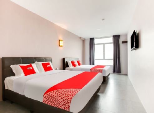 988 Hotel
